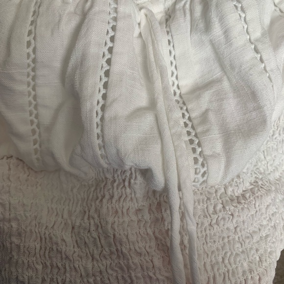 White Ruffled Women's Top - Picture 2 of 5